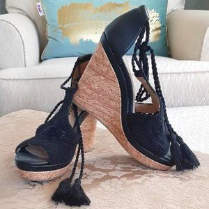 Moda Spana Blk crochet ankle tie wedges